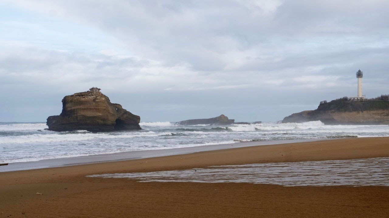 Voyages-Vert-Vous-Biarritz-surf-durable-et-hebergement-solidaire-en-France