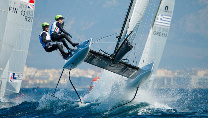 Nacra 17, catamaran officiel, Jeux olympiques, foils, voile, glisse