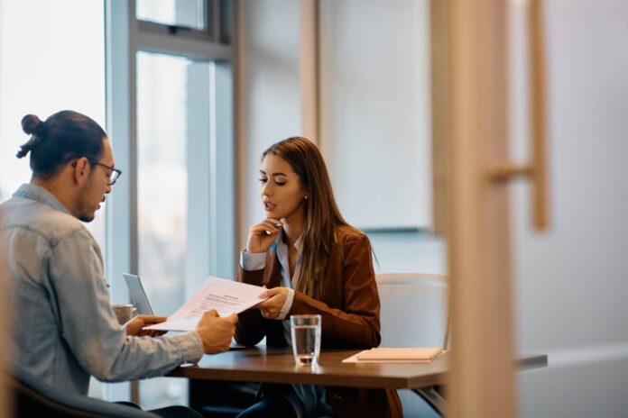 Demandeur d'emploi : comment faire un bilan de compétences avec France Travail ?